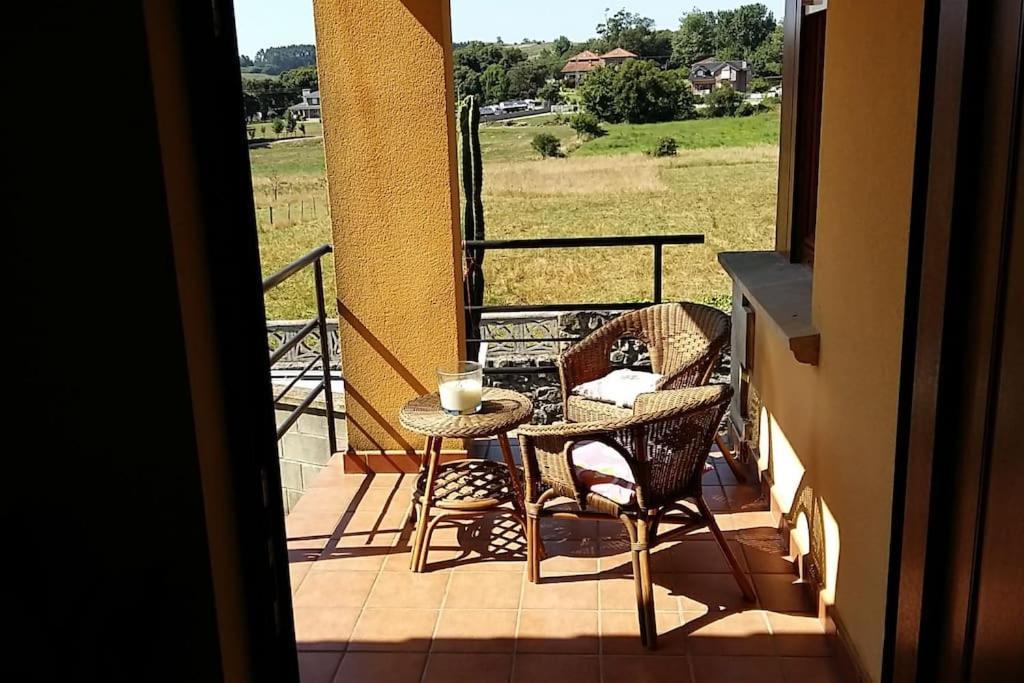 Villa Miguel Арнуеро Екстер'єр фото