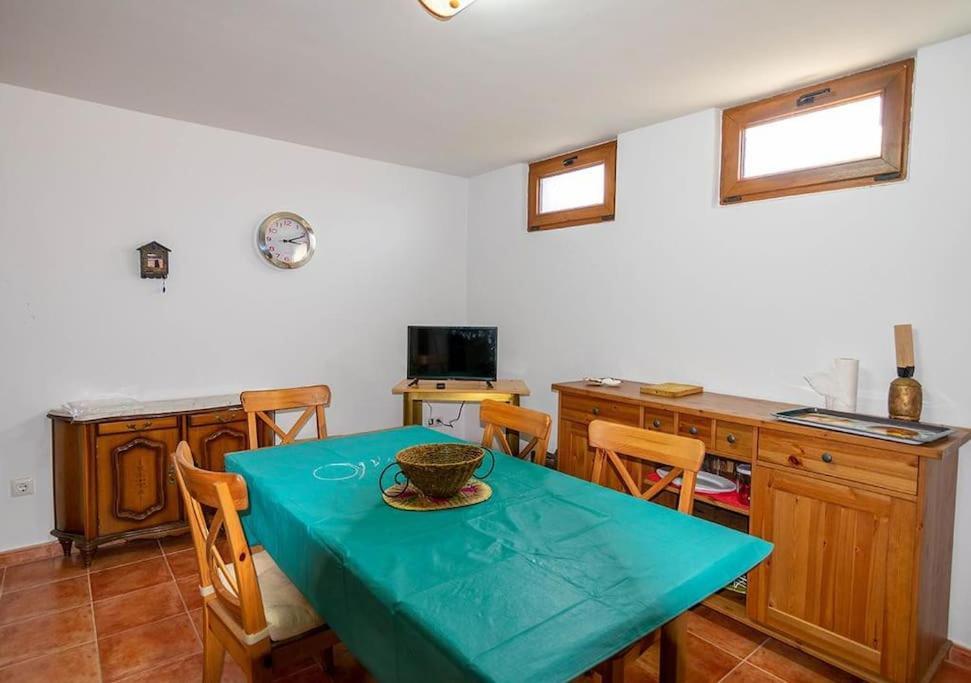 Villa Miguel Арнуеро Екстер'єр фото